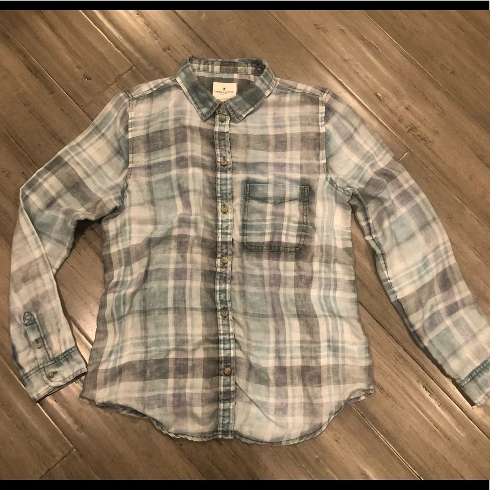 American Eagle Outfitters Flannel - Picture 1 of 4